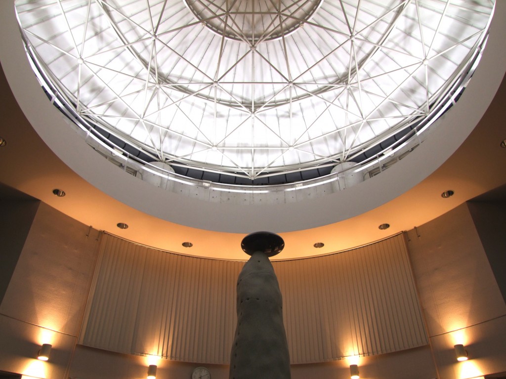 soutensi_hall